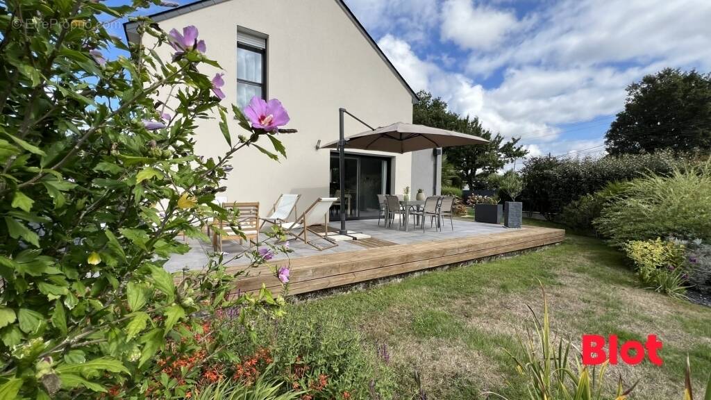 Maison à LIFFRE