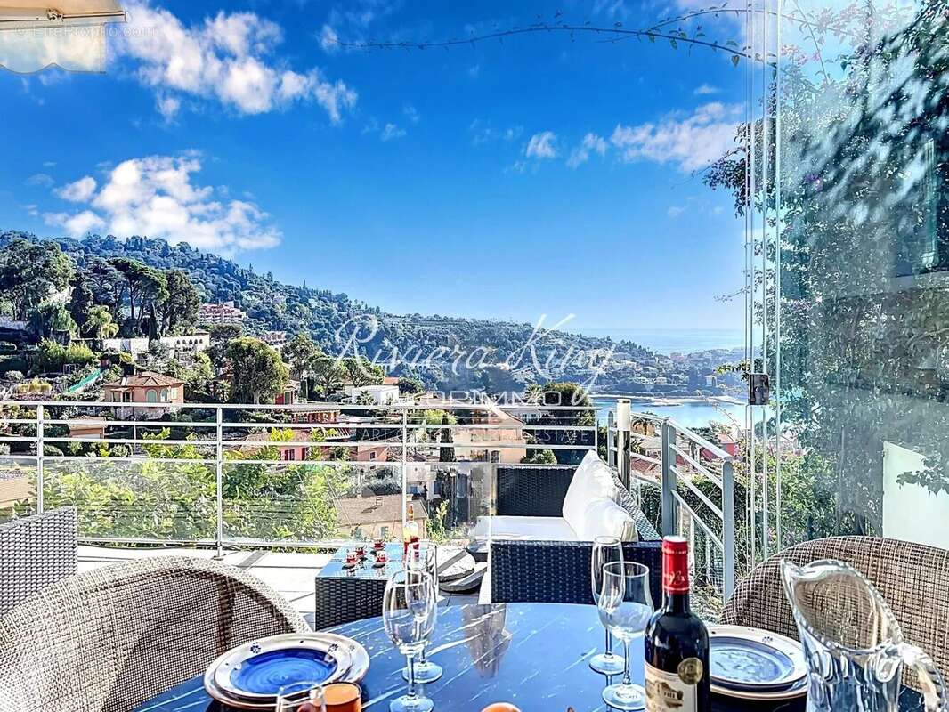 Appartement à VILLEFRANCHE-SUR-MER