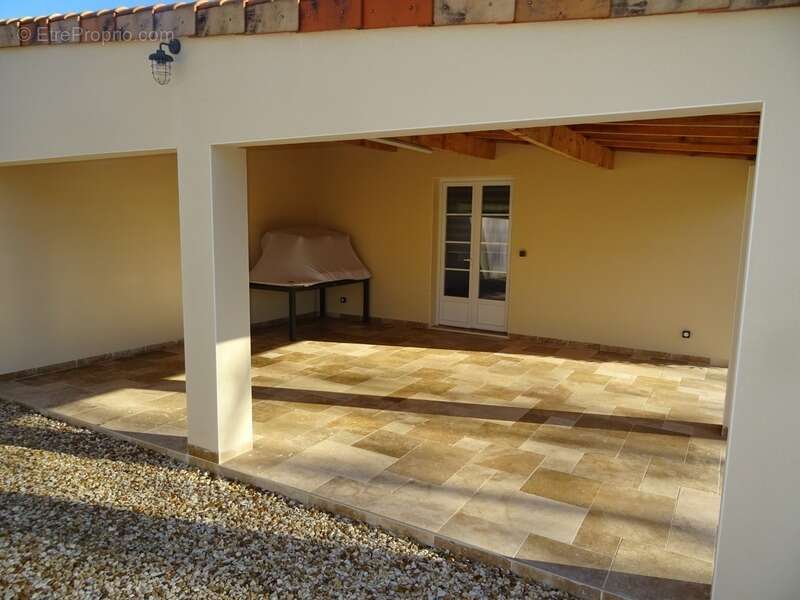 Maison à CHAMPNIERS