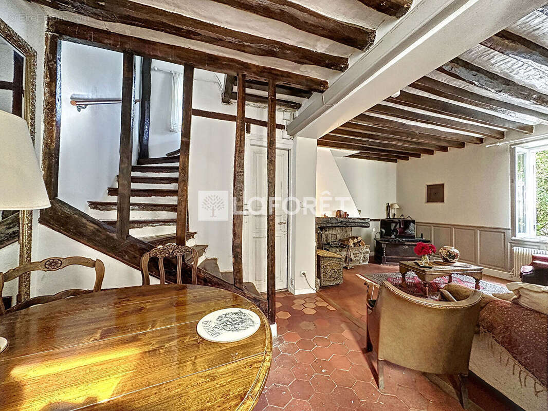 Maison à VIARMES