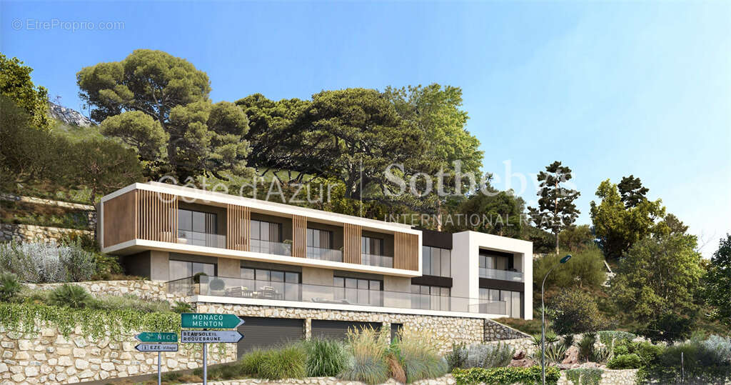Maison à EZE