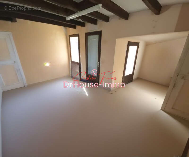 Maison à LOUVIGNE-DU-DESERT
