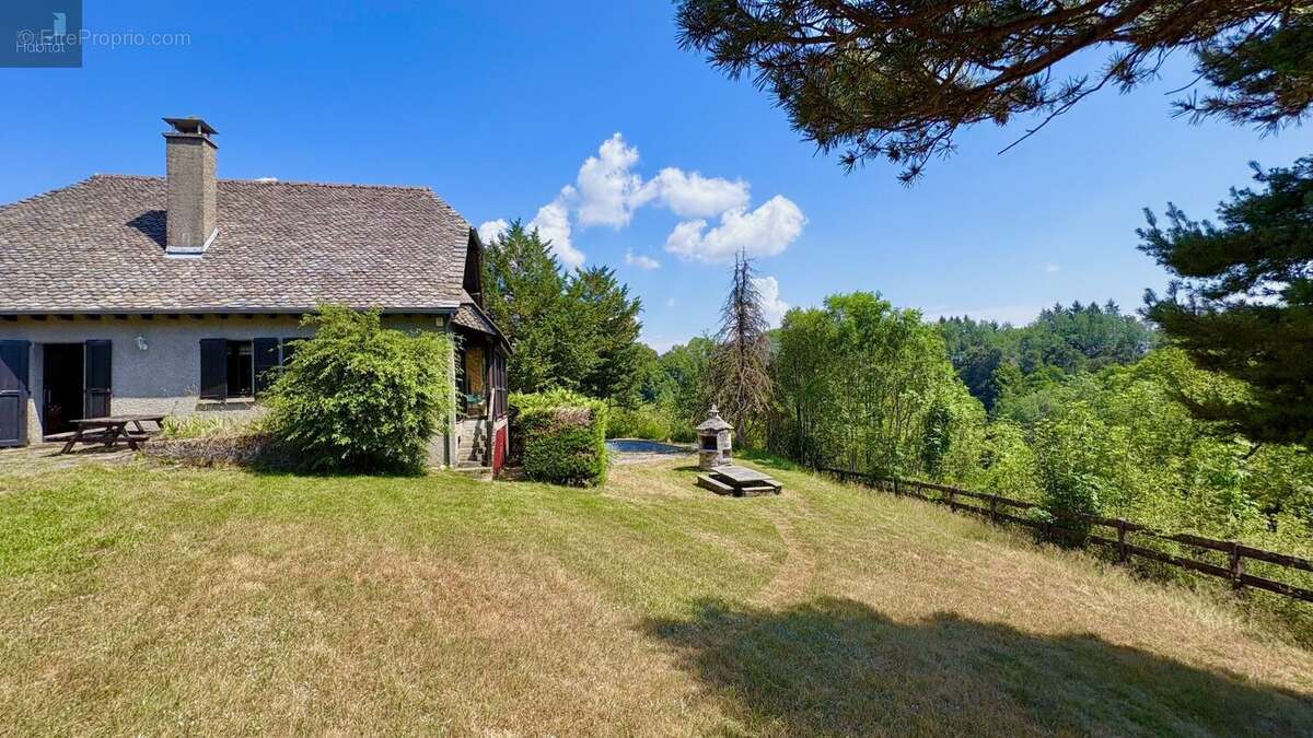 Maison à LAGUIOLE