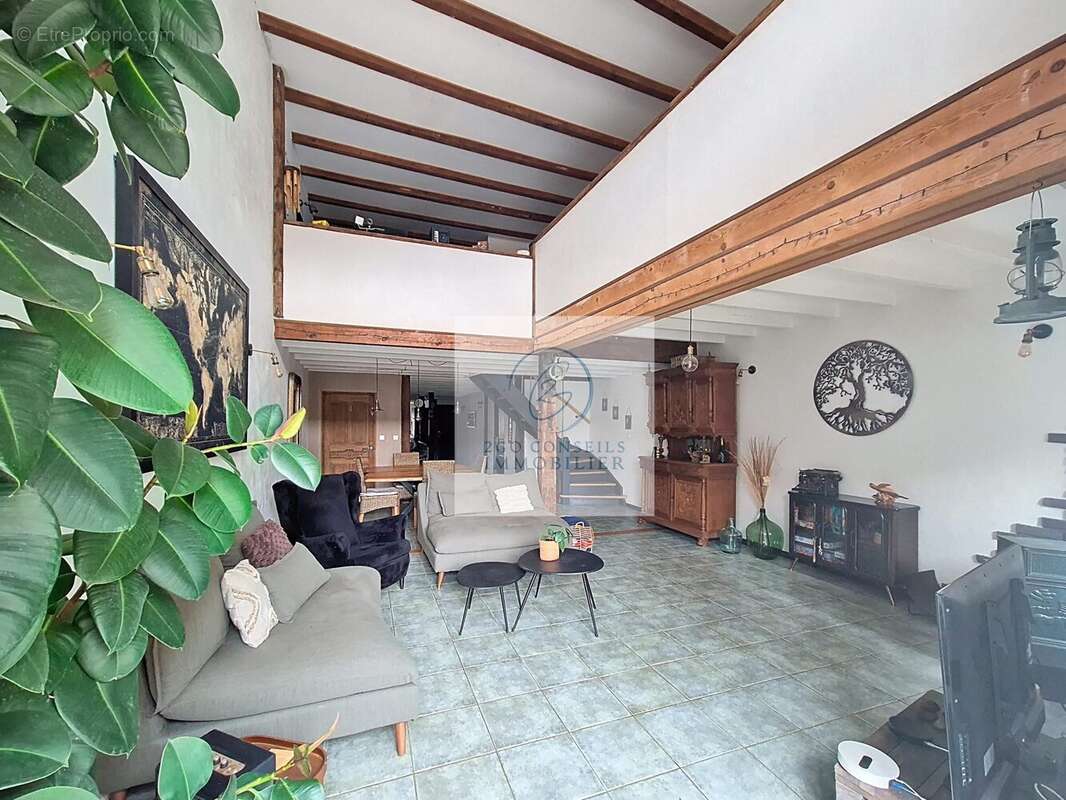 Maison à TRONDES