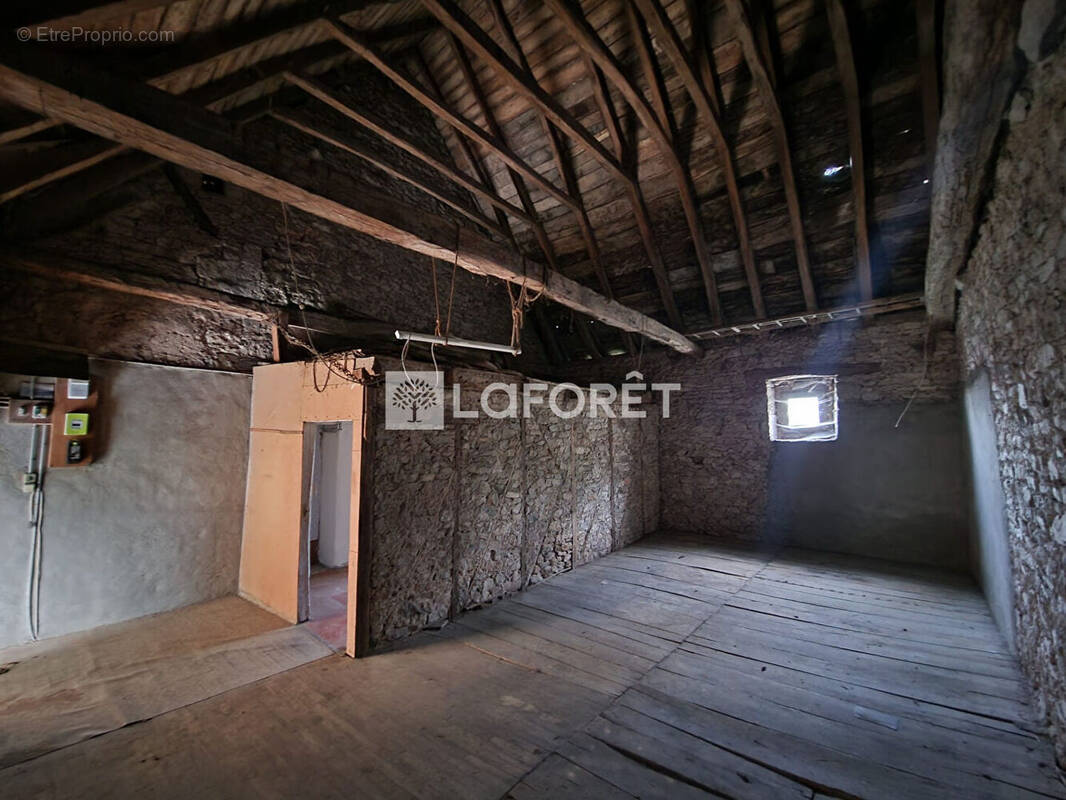 Maison à VALADY