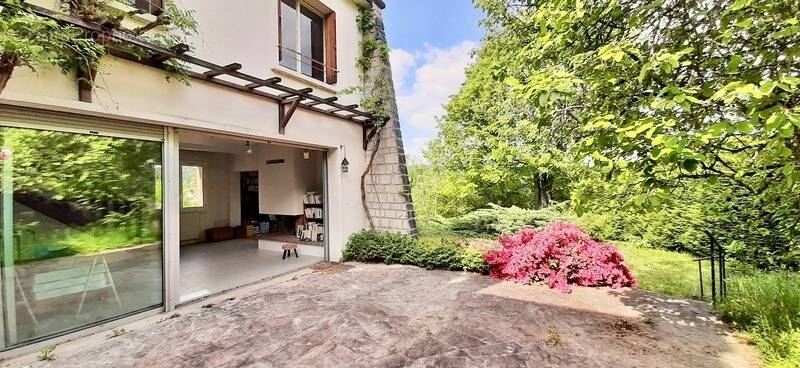Maison à GIF-SUR-YVETTE