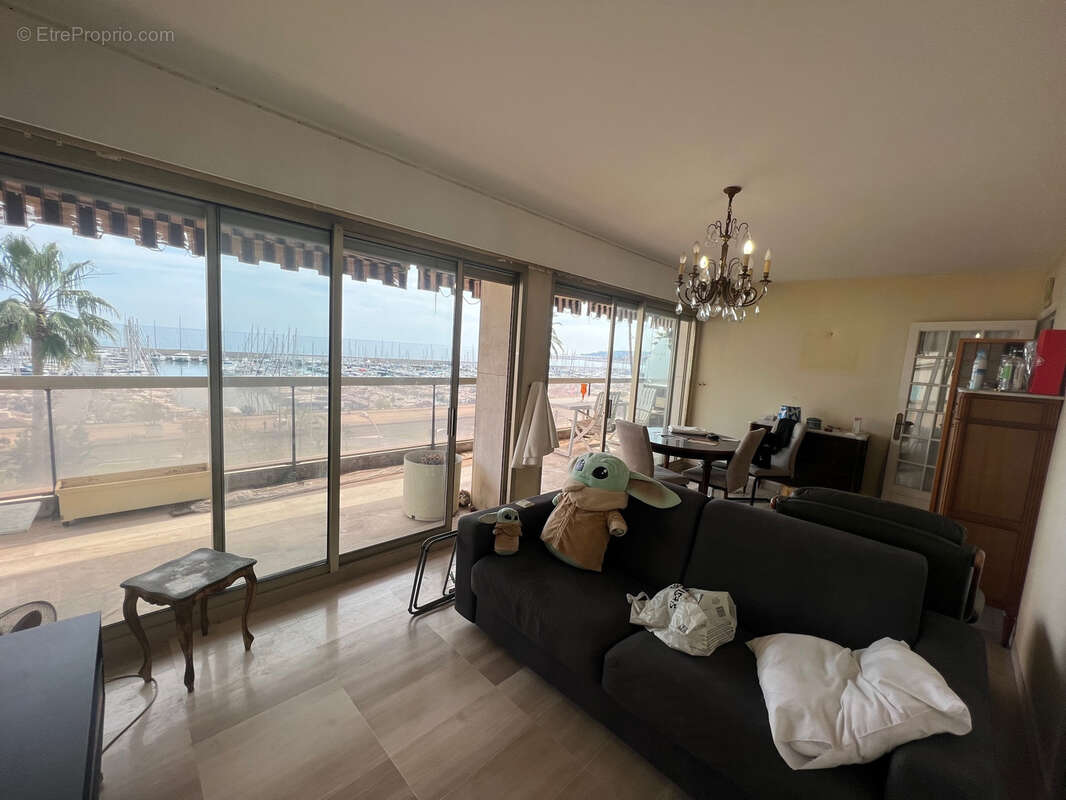Appartement à MENTON