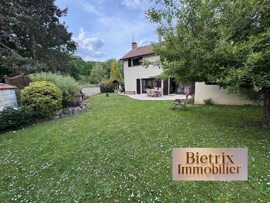 Maison à L&#039;ISLE-ADAM