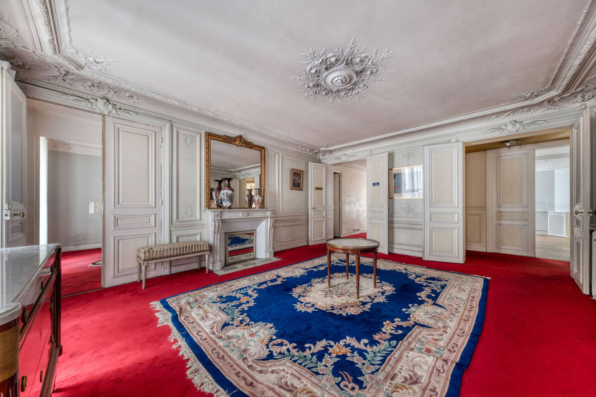 Photo 1 - Appartement à PARIS-8E