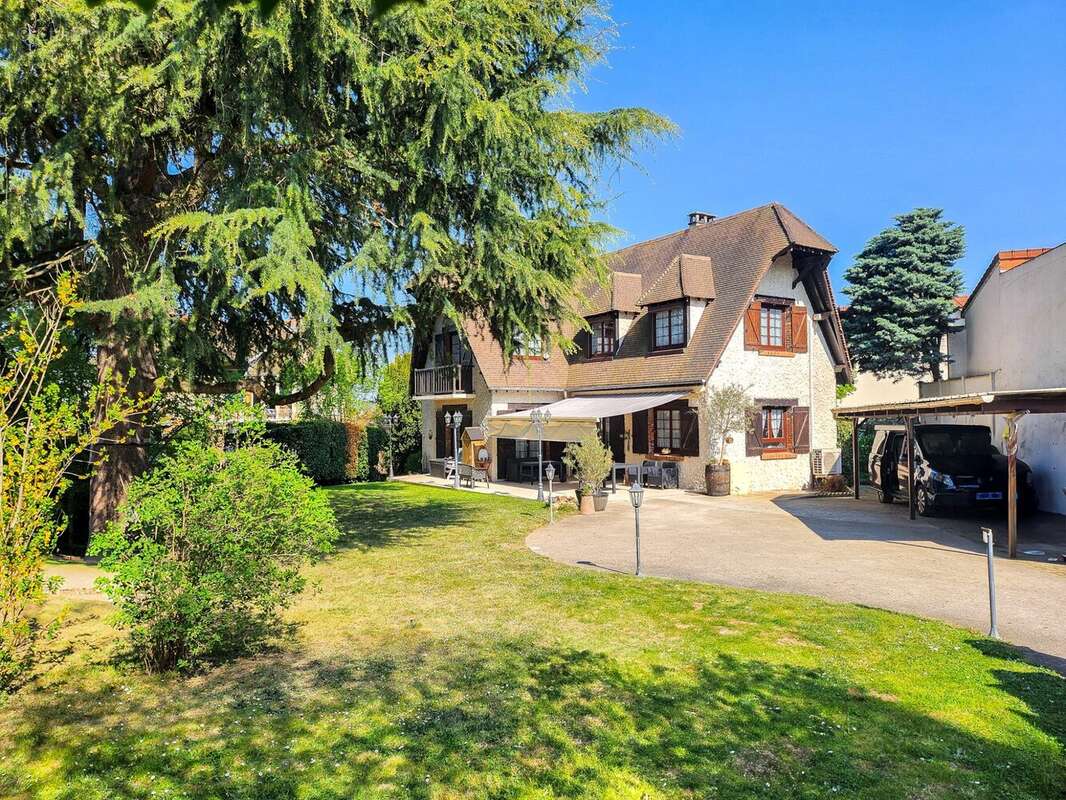 Maison à VILLEBON-SUR-YVETTE