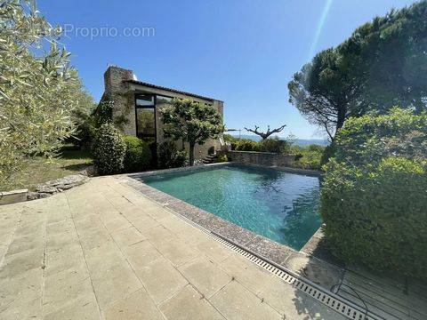 Maison à GORDES