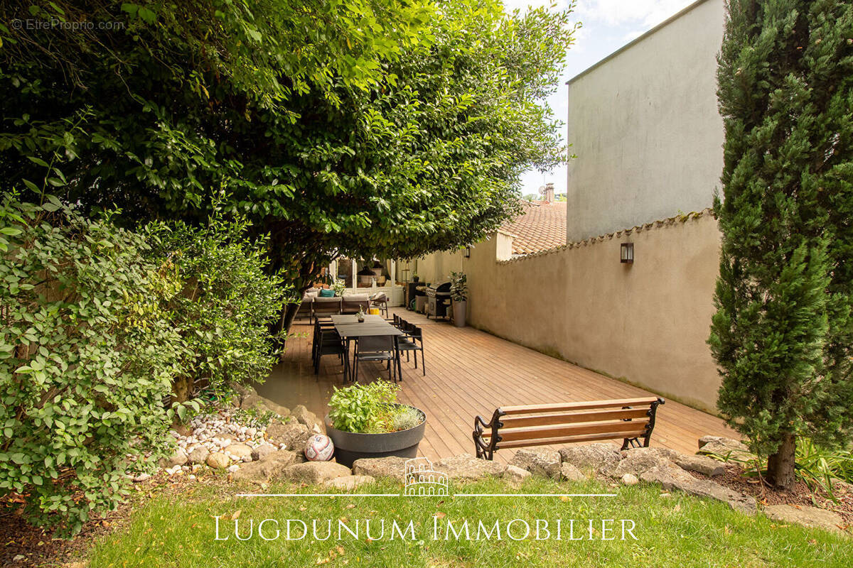 Maison à LYON-9E