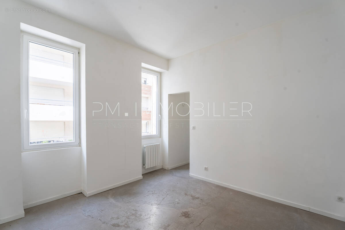 Appartement à MARSEILLE-8E