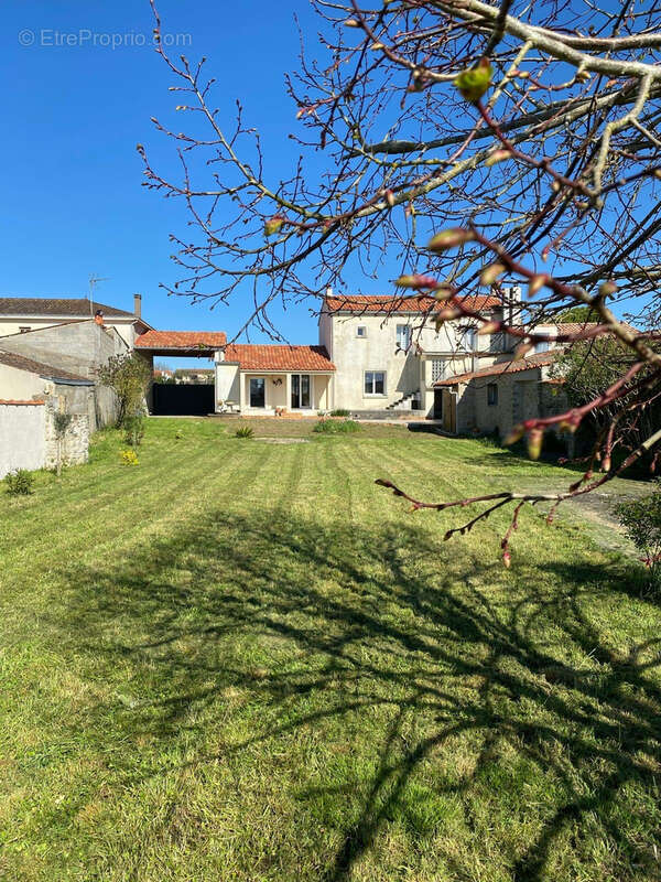 Maison à SAINT-MICHEL-EN-L&#039;HERM