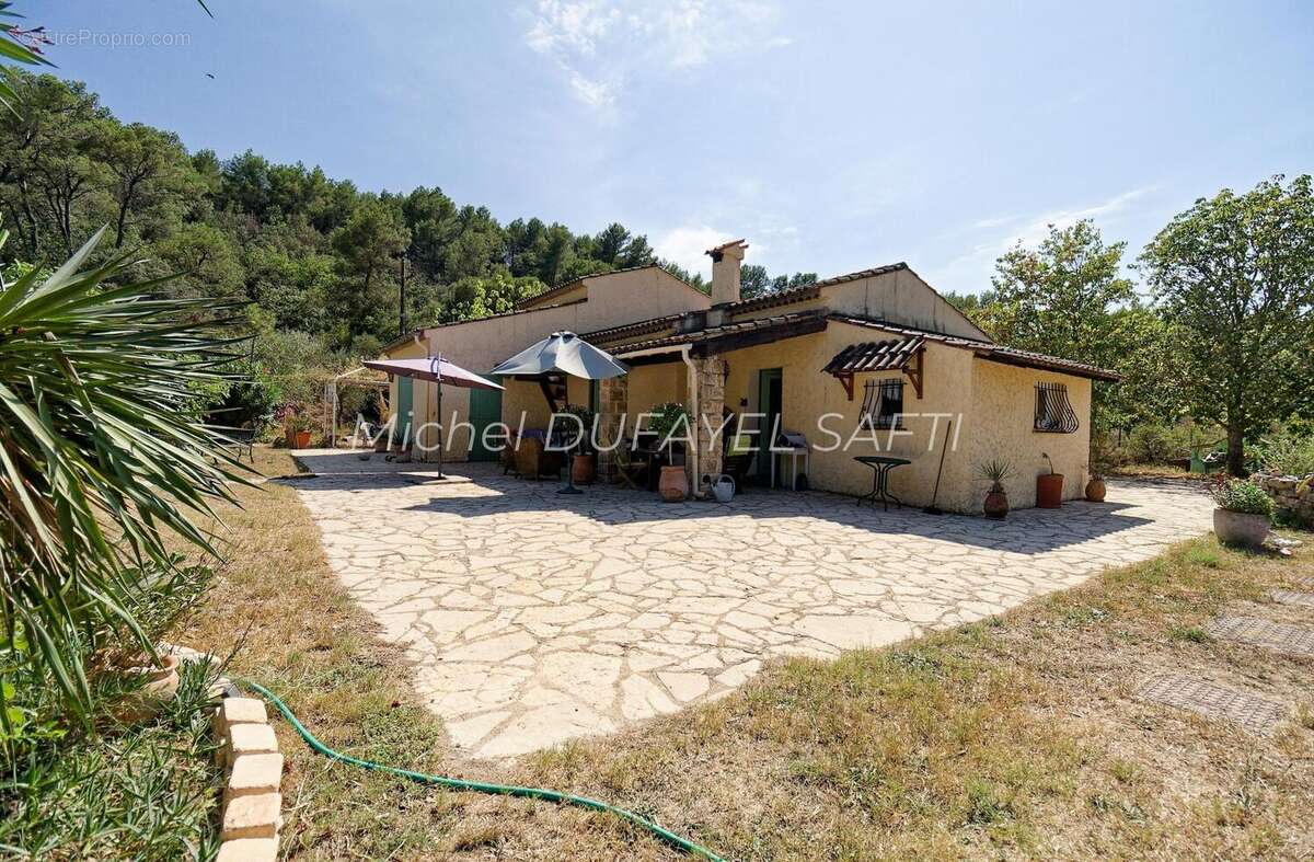 Photo 3 - Maison à BAGNOLS-EN-FORET