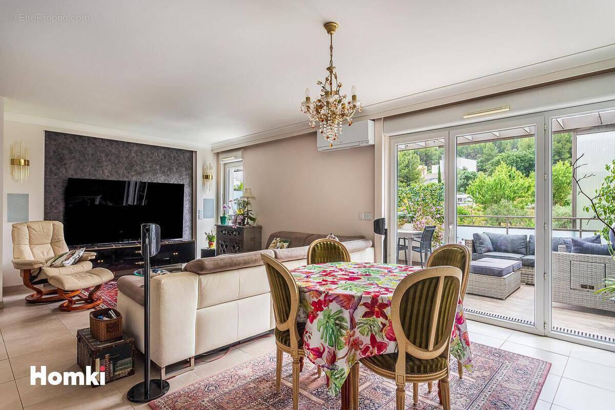 Appartement à LA VALETTE-DU-VAR