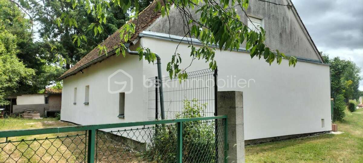 Maison à LAVAU