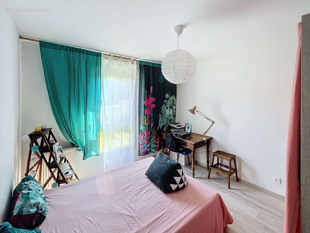Appartement à LYON-8E