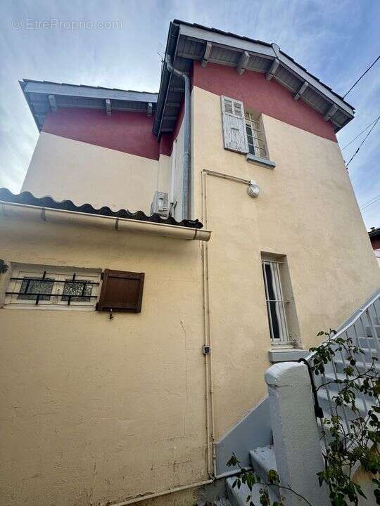 Appartement à MARSEILLE-13E