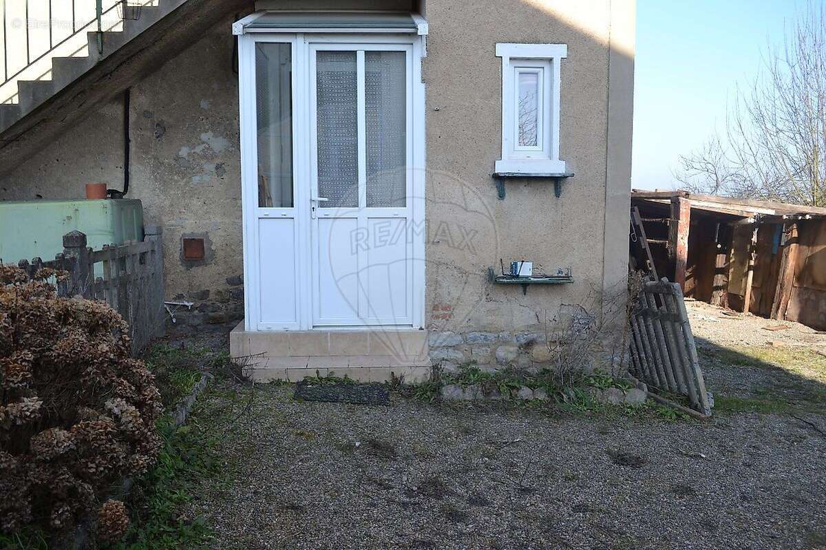 Appartement à CERCY-LA-TOUR