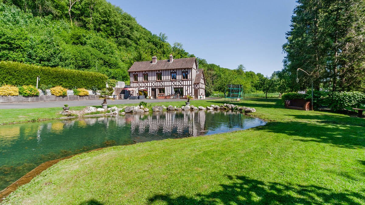Maison à PAVILLY