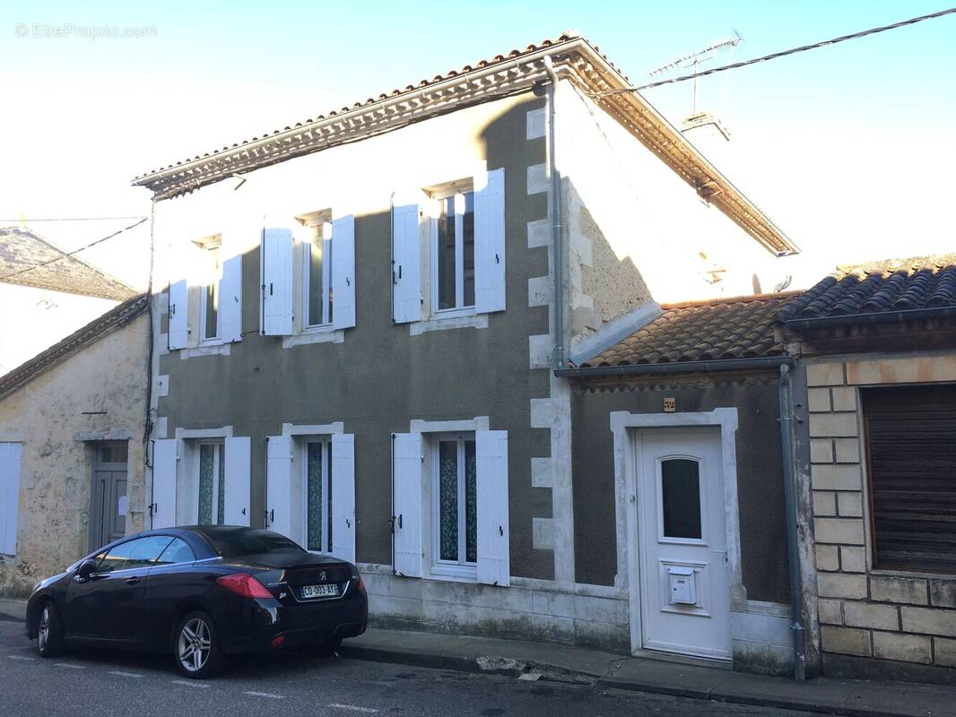 Maison à PELLEGRUE