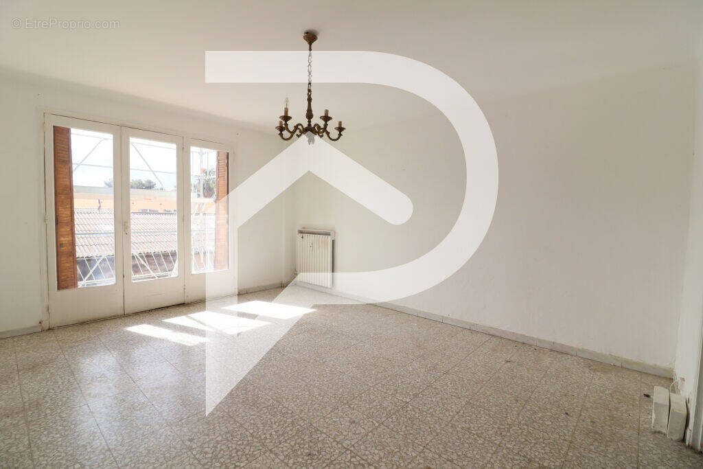 Appartement à HYERES