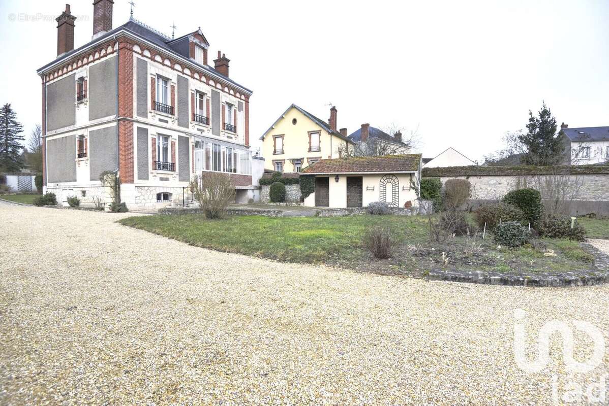 Photo 2 - Maison à BEAUNE-LA-ROLANDE