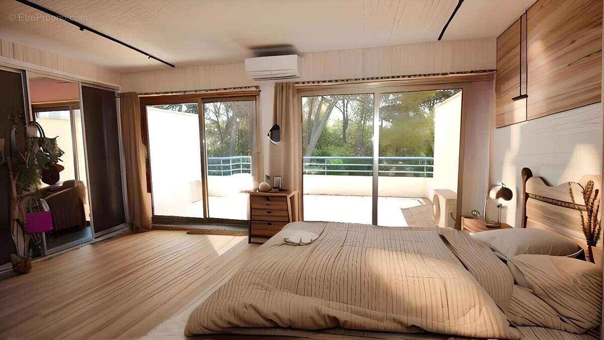 Appartement à SAINT-RAPHAEL