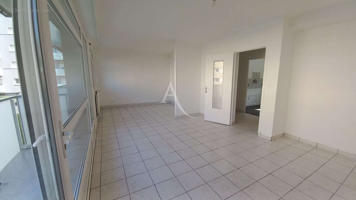 Appartement à PETIT-COURONNE