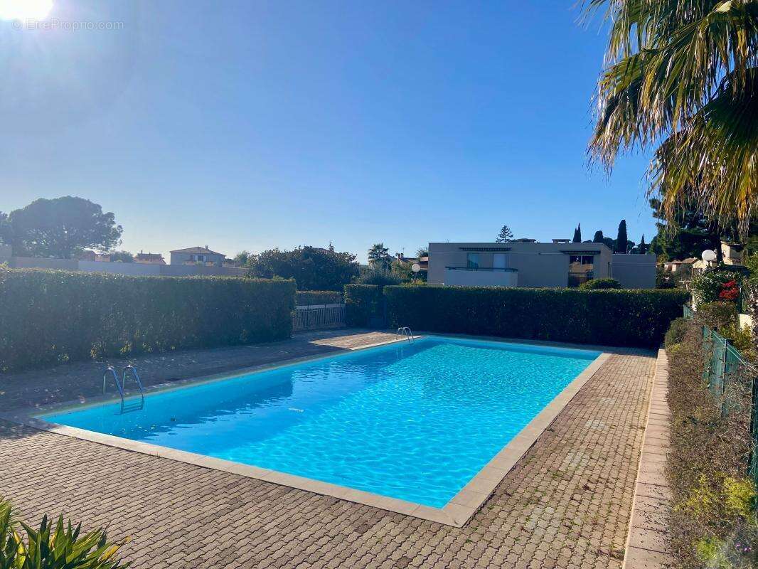 Appartement à CAGNES-SUR-MER