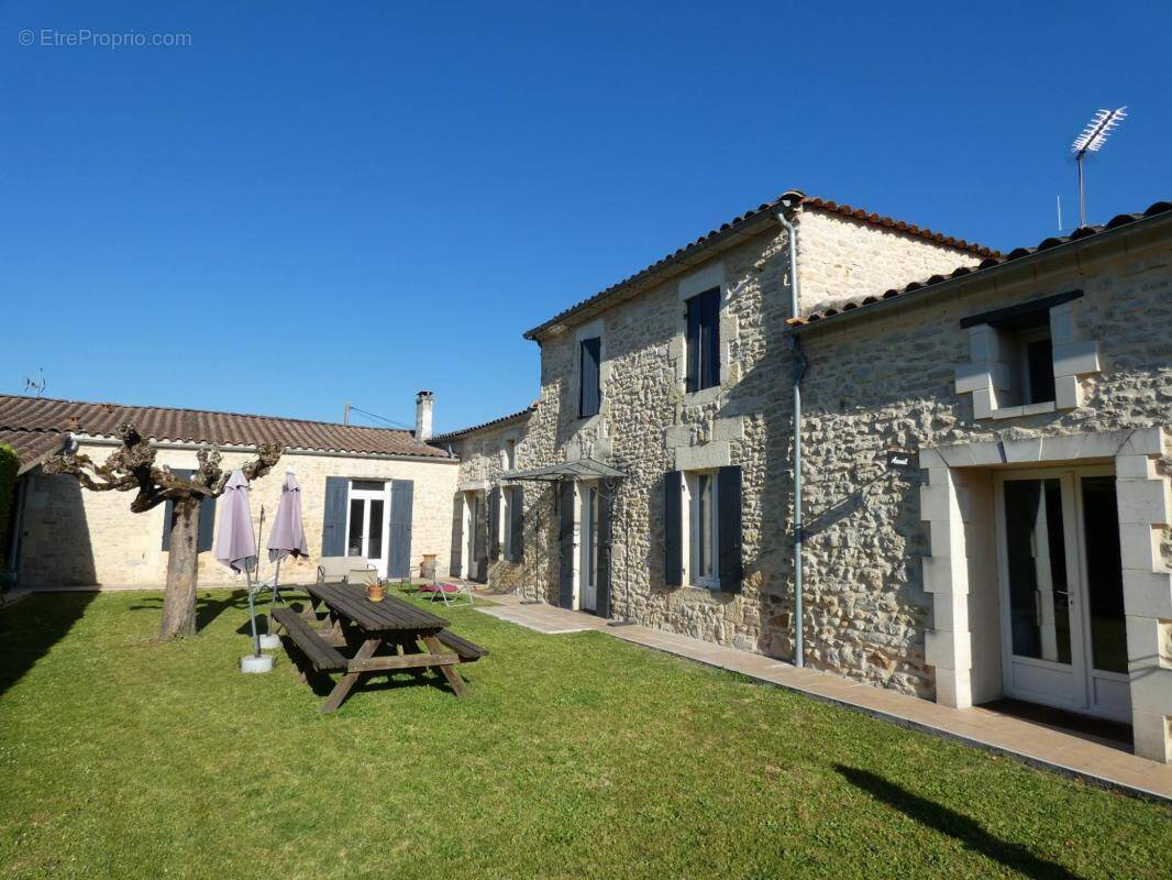 Maison à CARTELEGUE