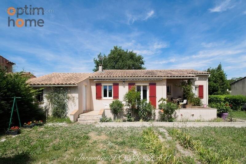 Maison à VILLELAURE