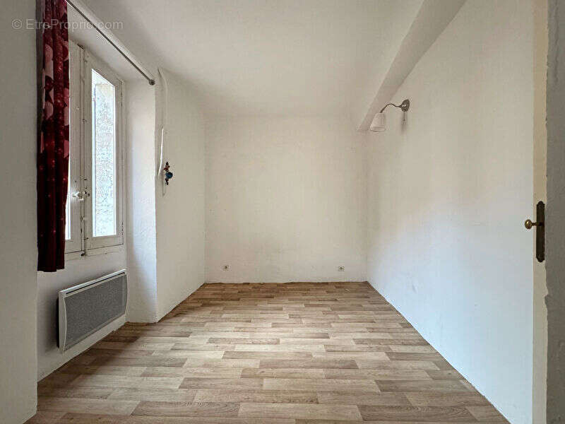 Appartement à LORGUES