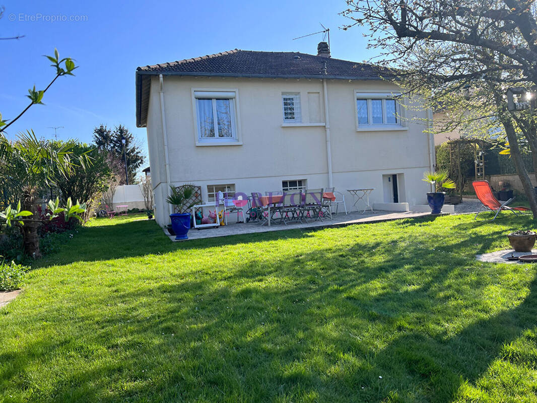 Maison à PLAILLY