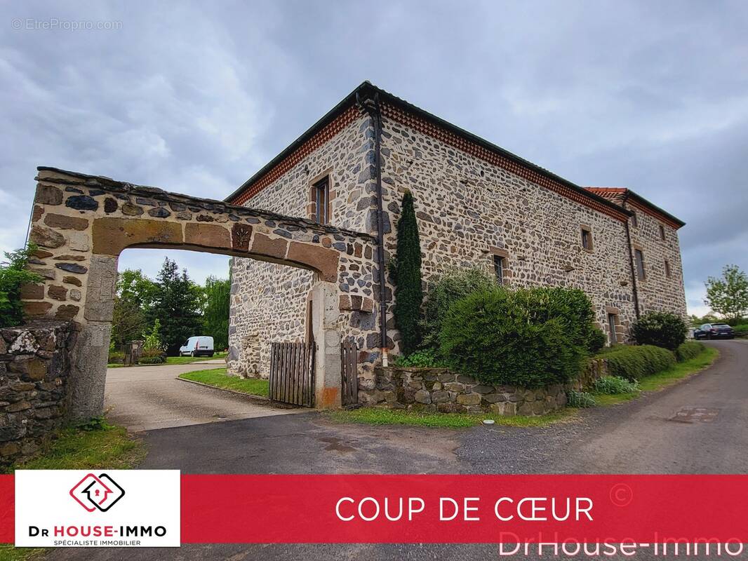 Maison à SANSSAC-L&#039;EGLISE