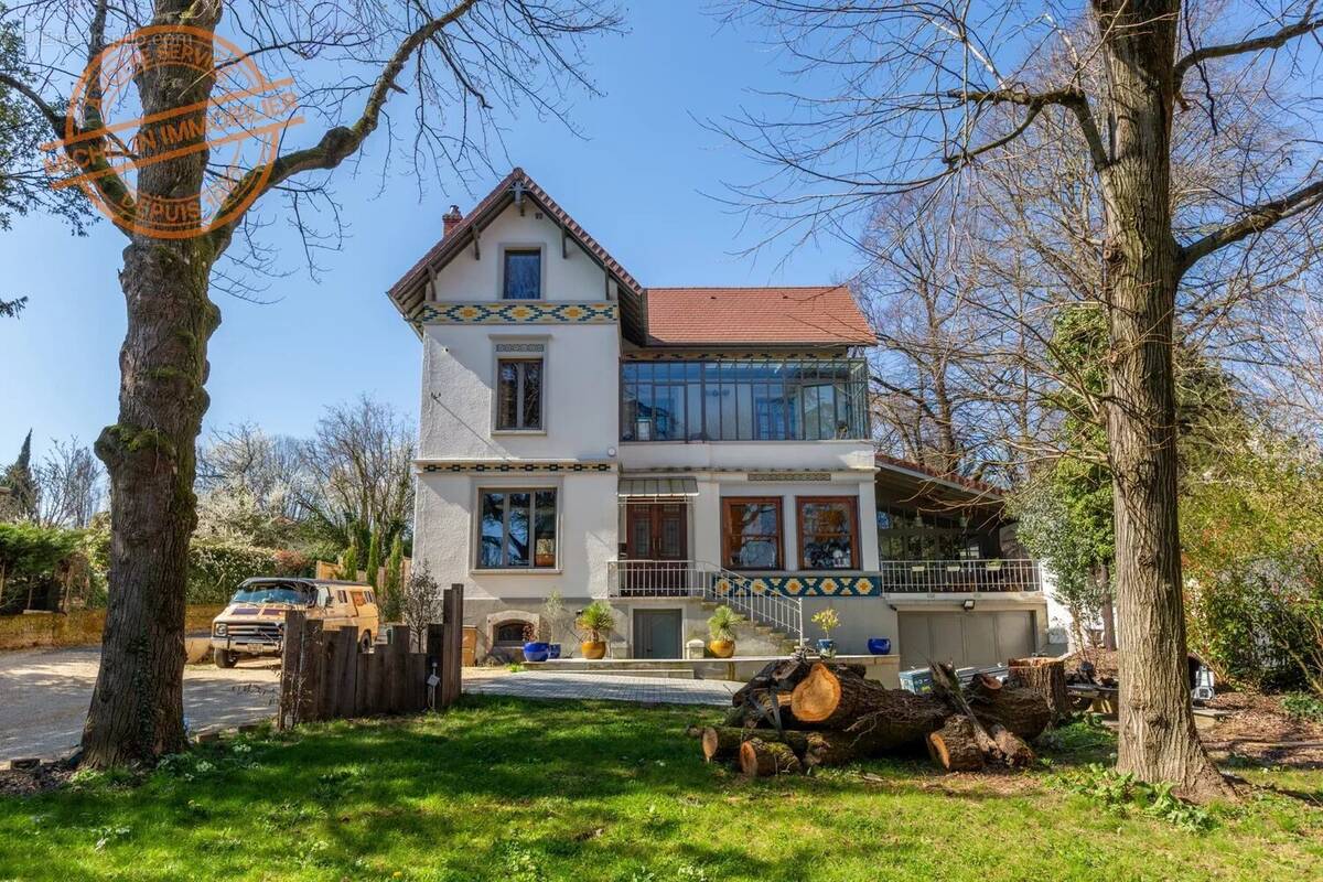 Maison à CHAMPAGNE-AU-MONT-D&#039;OR