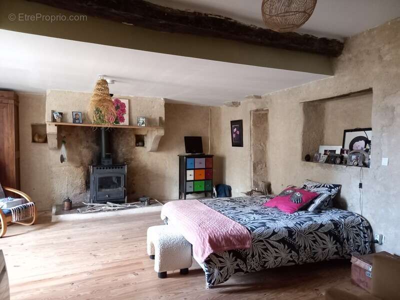 Maison à PUYLAGARDE