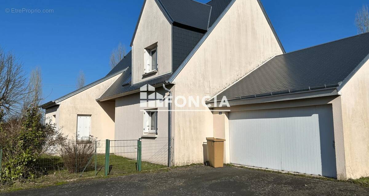 Maison à NEVOY