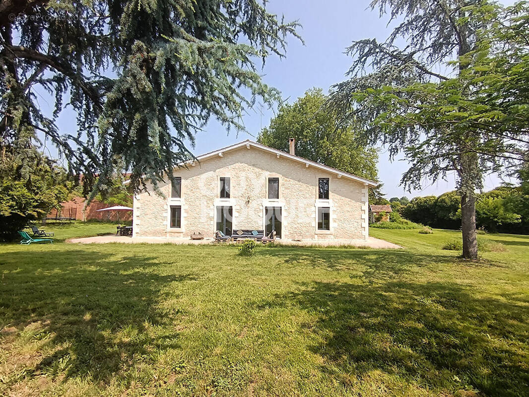 Maison à DURAS