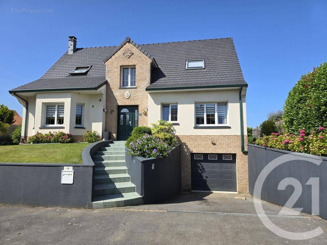 Maison à NEUFCHATEL-HARDELOT