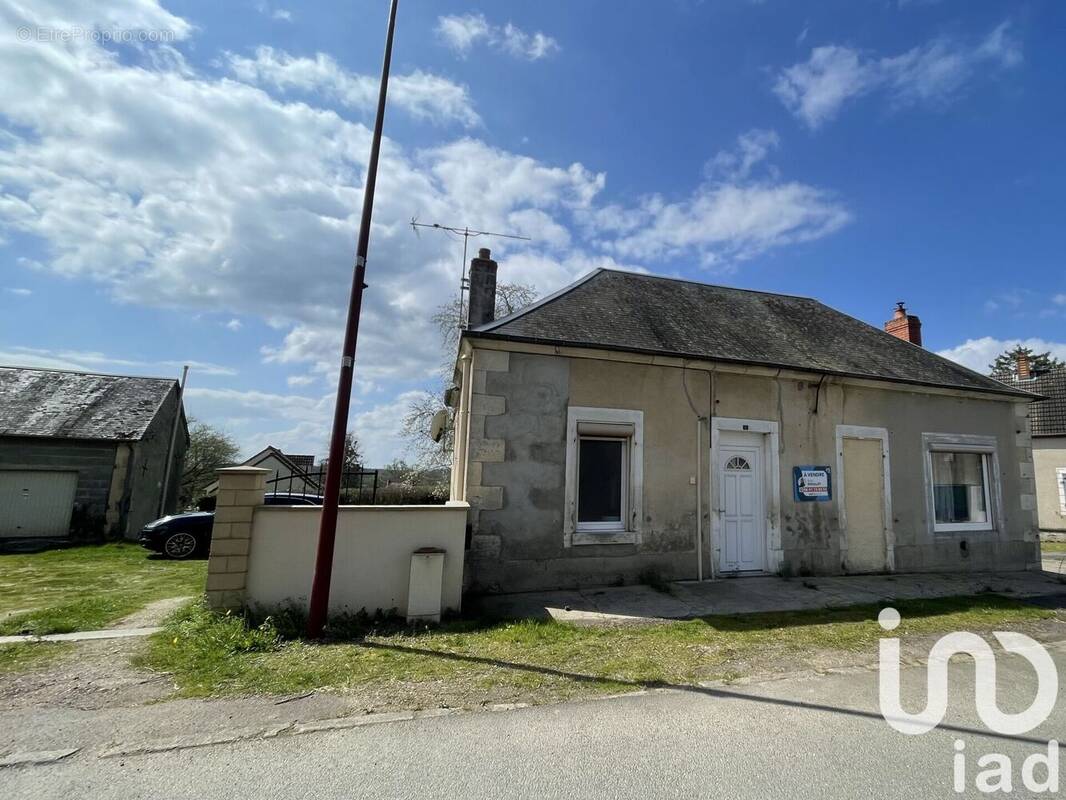 Photo 1 - Maison à JUSSY-LE-CHAUDRIER
