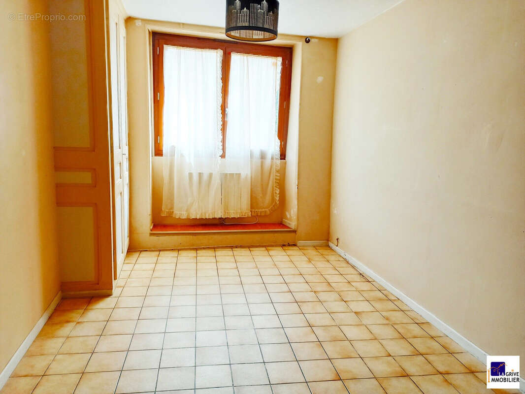 Maison à LA CHAMBRE