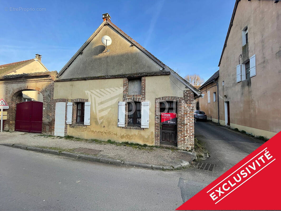 Maison à TOUCY
