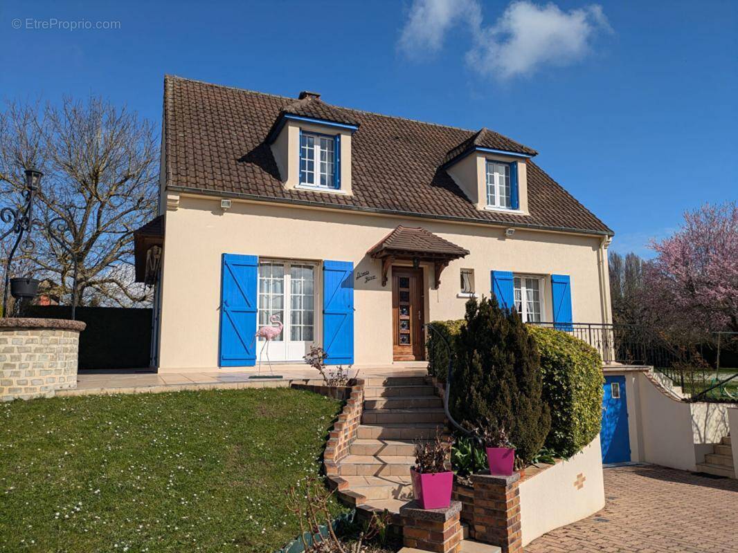 Maison à SERAINCOURT