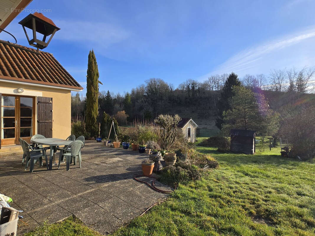 Maison à ISSAC