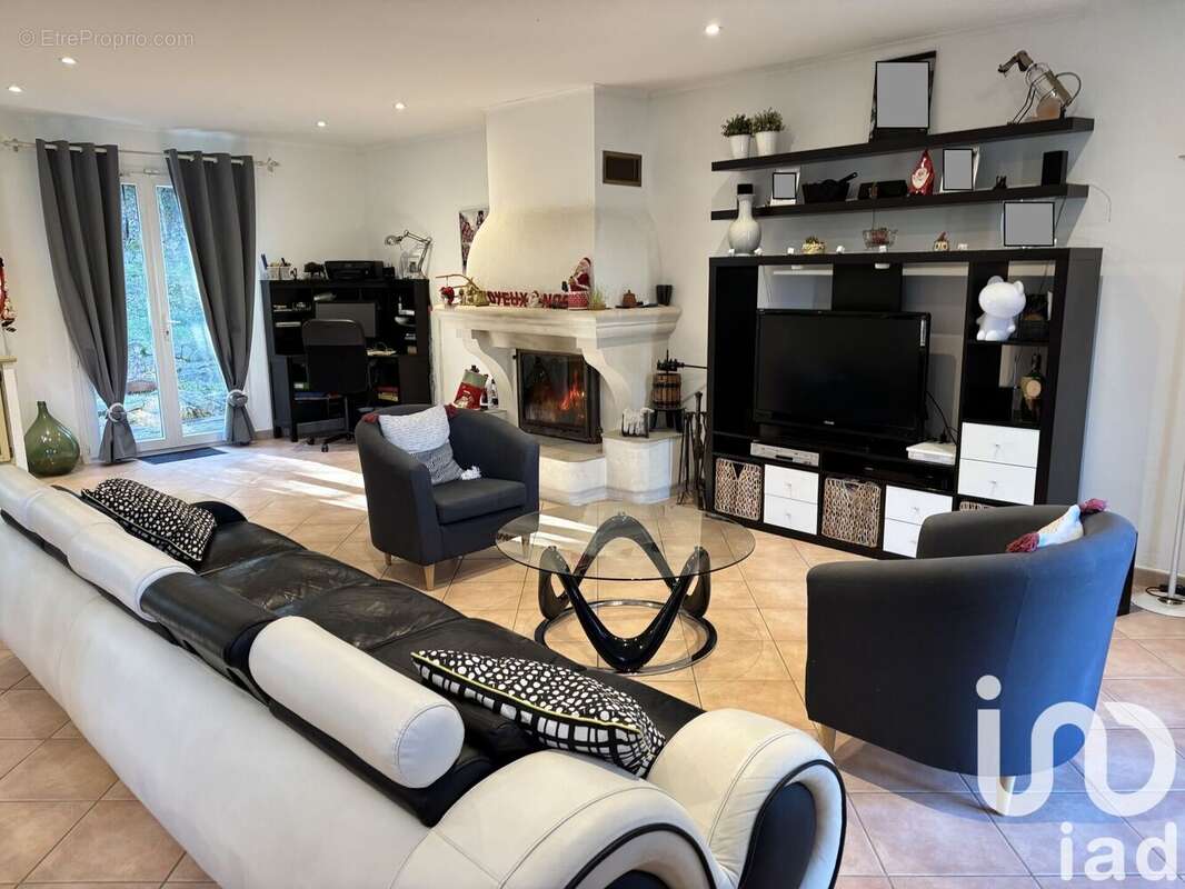Photo 5 - Maison à FLASSANS-SUR-ISSOLE