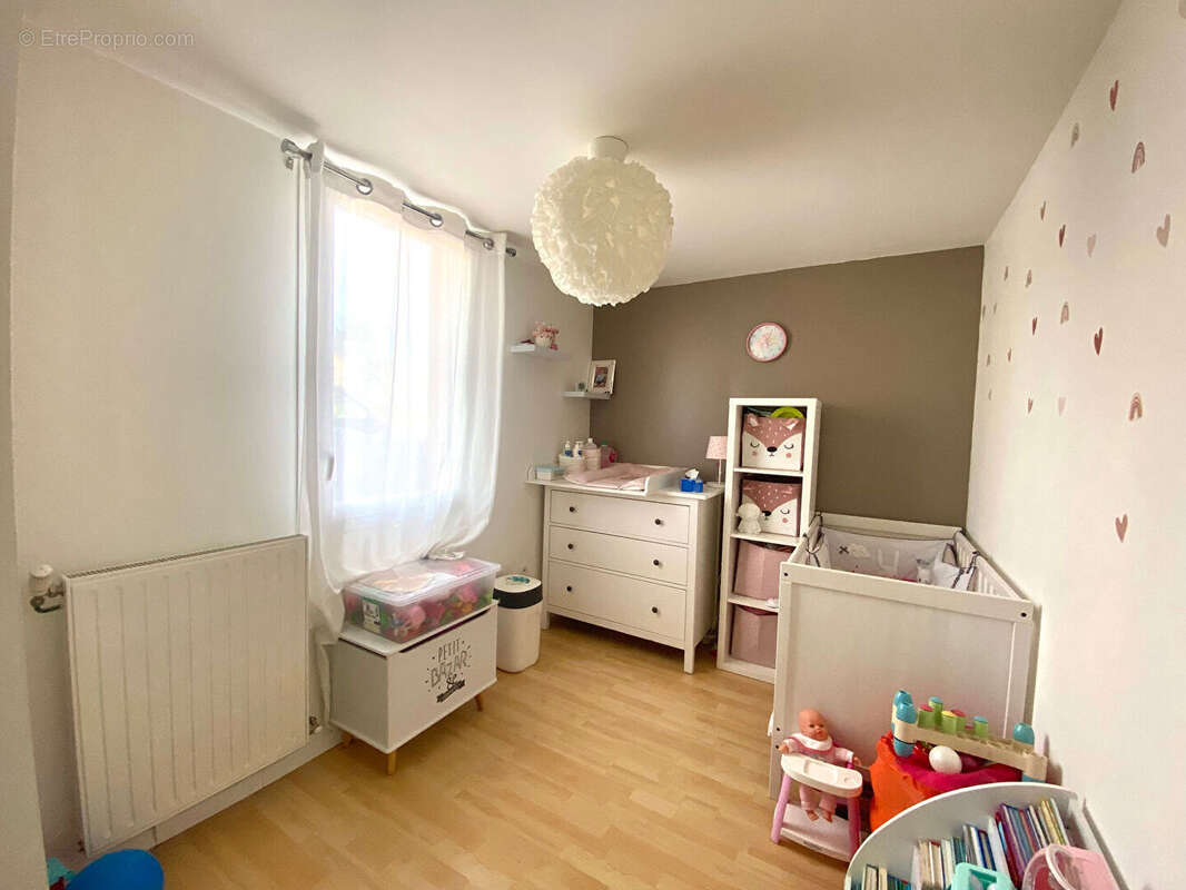 Appartement à SAINT-GERMAIN-LES-ARPAJON