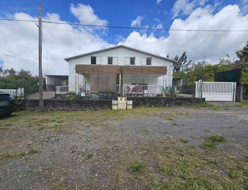 Photo 1 - Maison à LA PLAINE-DES-PALMISTES