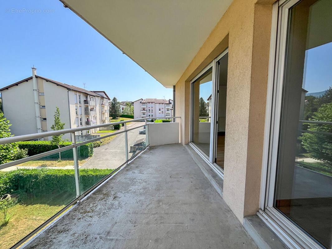 Appartement à SAINT-JULIEN-EN-GENEVOIS